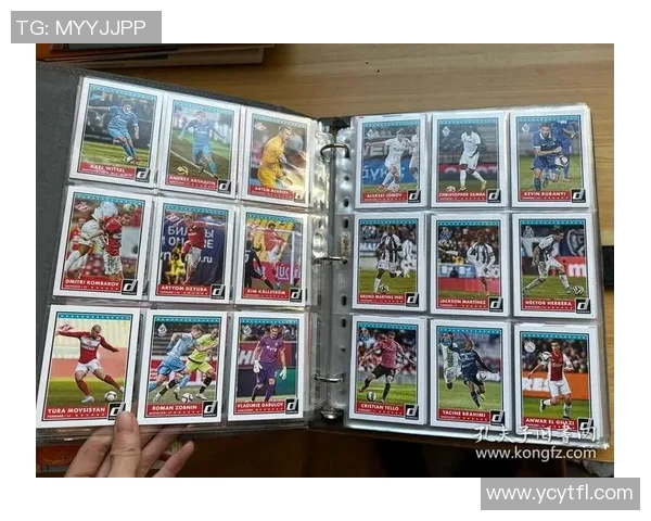 球星亲自抽取足球卡揭晓隐藏版球员，引爆收藏热潮与市场新动向