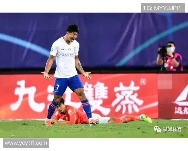 2018世界杯足球明星罚站事件回顾与背后故事解析